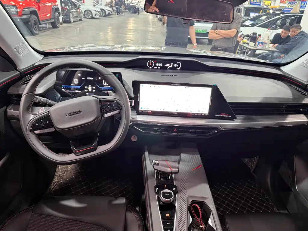 Changan Oshan Z6 Blue Whale 1.5 T DCT Smart Supreme