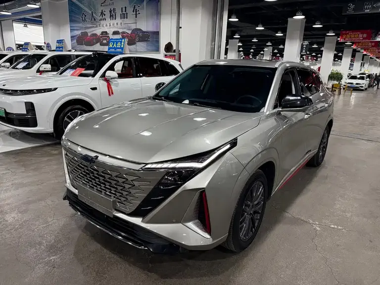 Changan Oshan Z6 Blue Whale 1.5 T DCT Smart Supreme