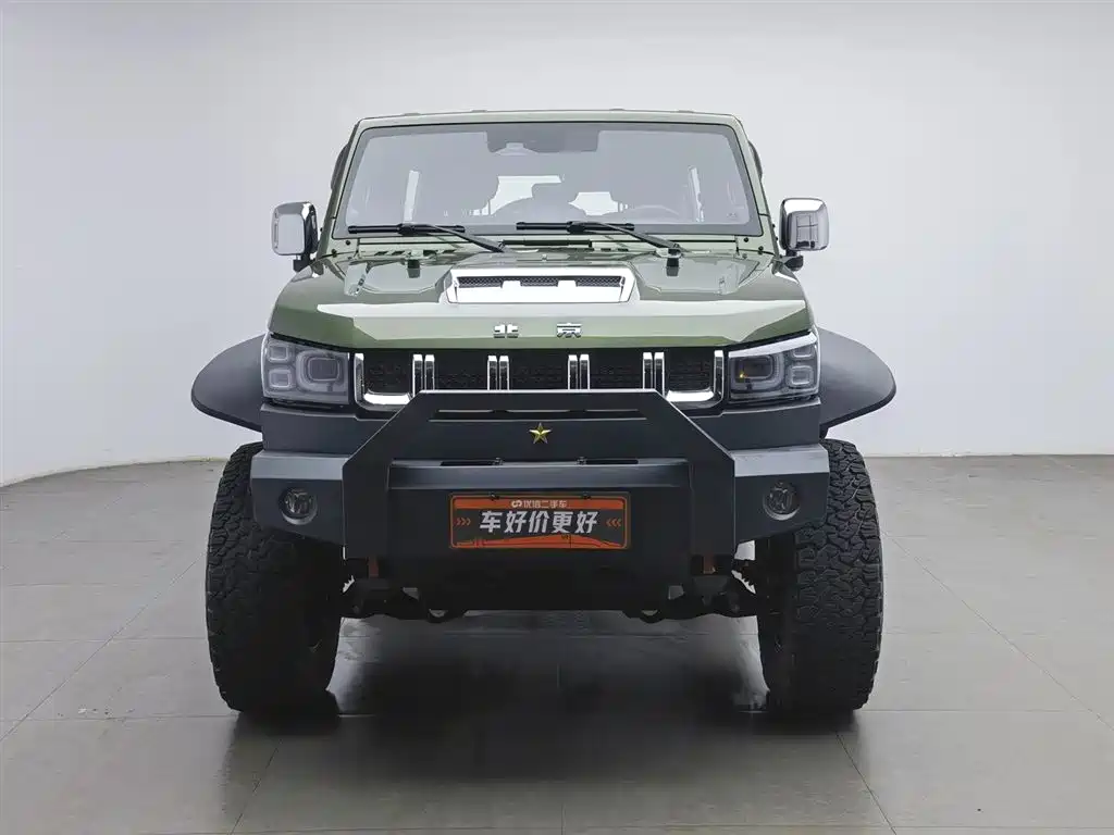 BAIC BJ40 北京越野BJ40 2024款 2.3 T 雨林穿越版