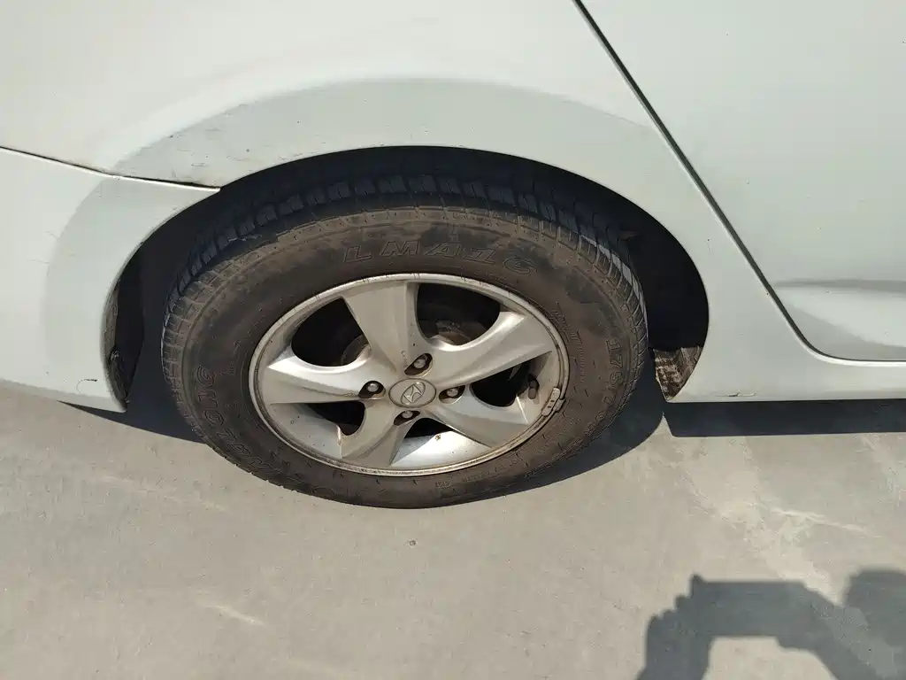 Accent 1.4 L Auto Intelligent GLS