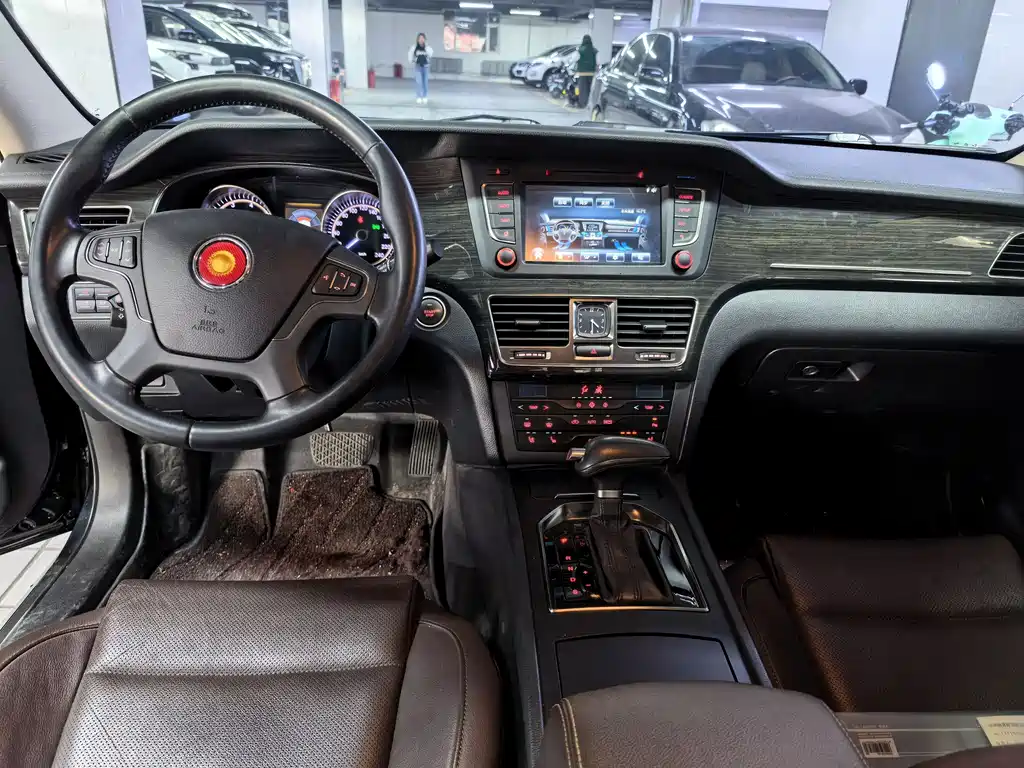Hongqi H7 2.0 T Luxury