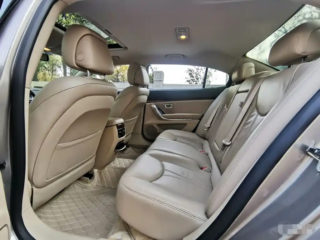 Roewe 950 2.0 L Elegant