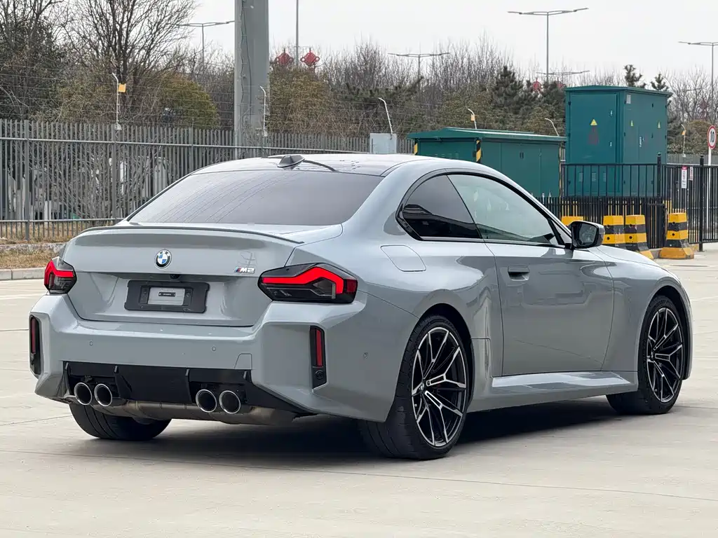 BMW M2