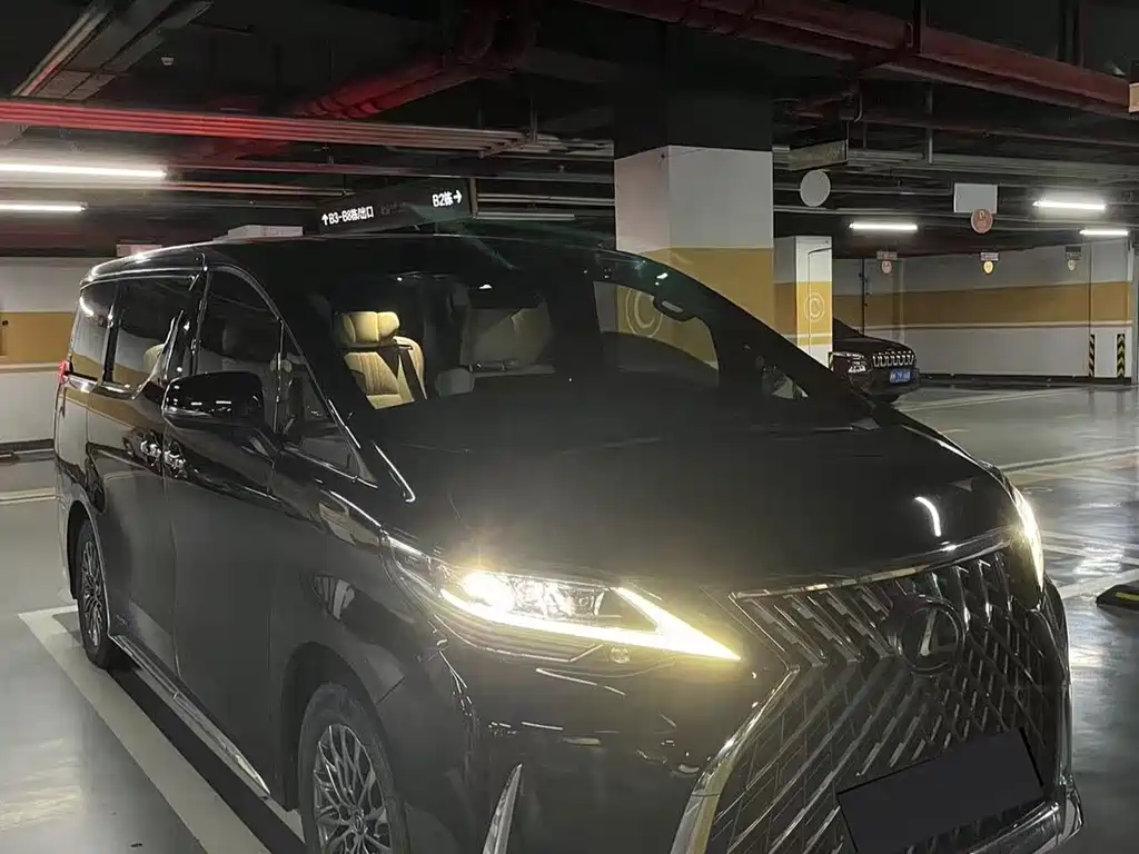 Lexus LM 300 h 7-seat Elegant