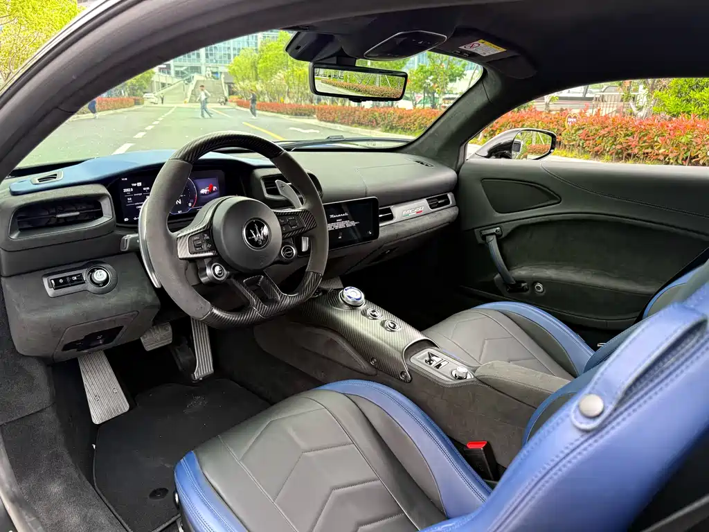 Maserati MC20 3.0 T Standard