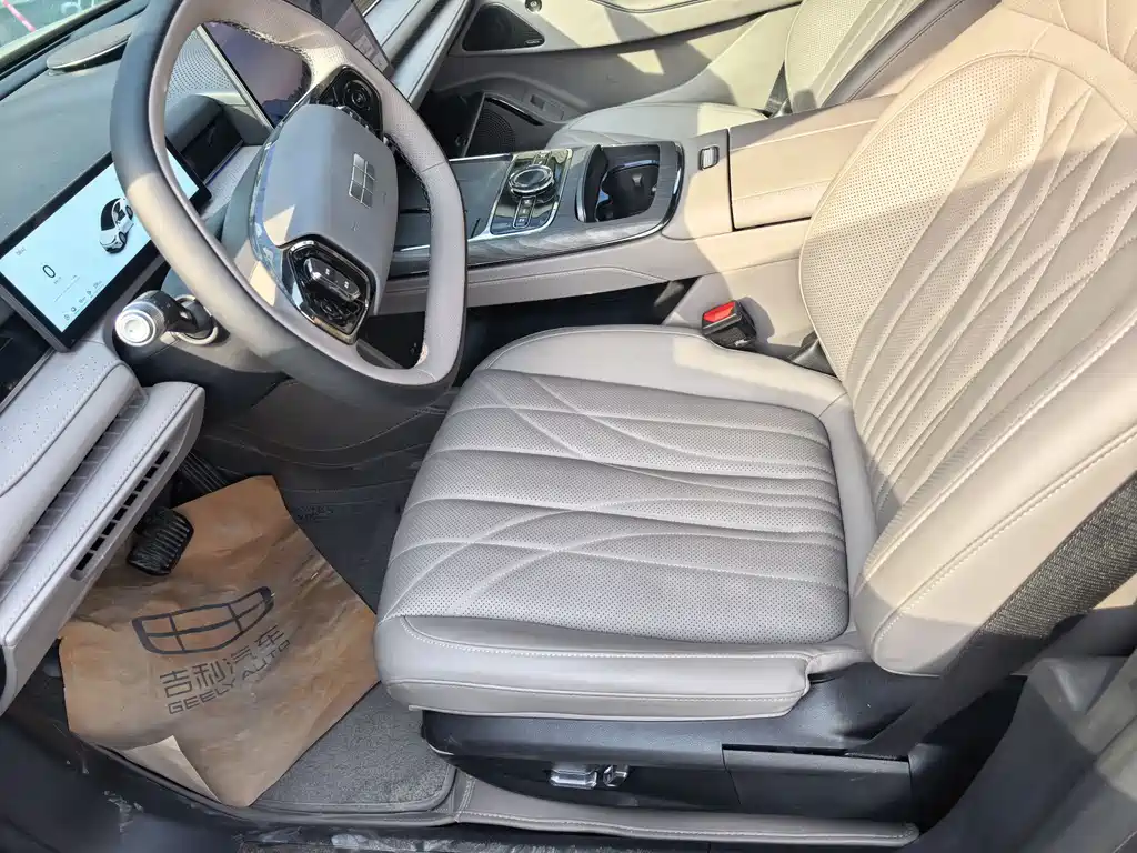 Galaxy Xingyao 8 130 km EM-i Premium