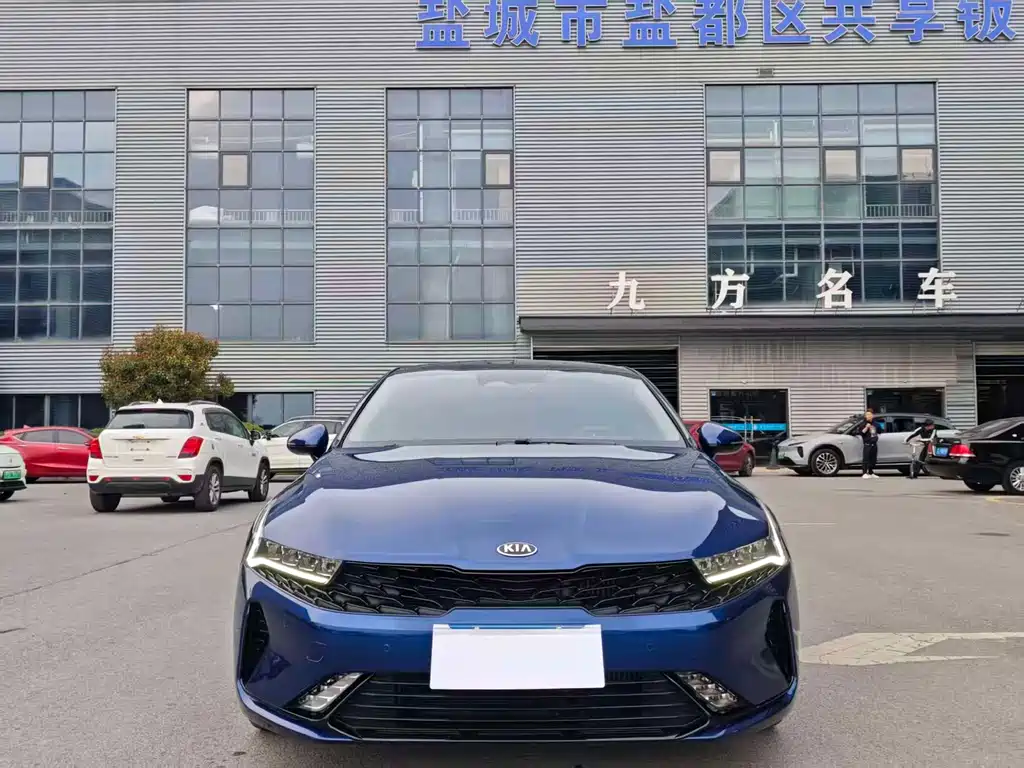 Kia K5 270 T CVVD Luxury Tech