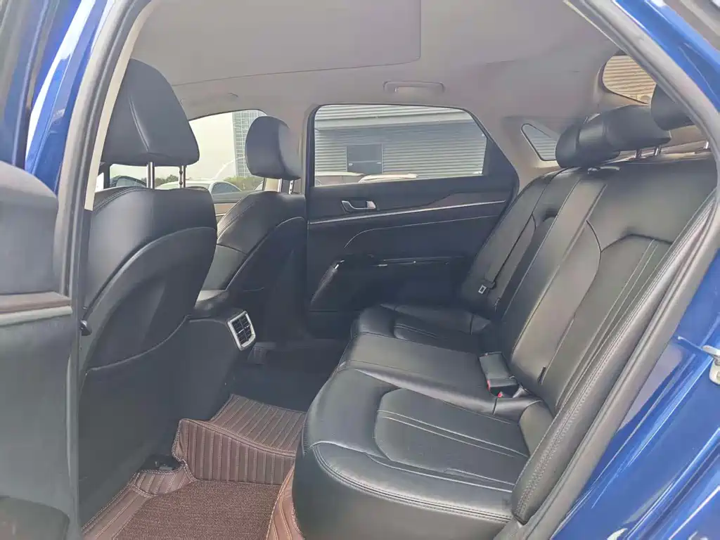 Kia K5 270 T CVVD Luxury Tech