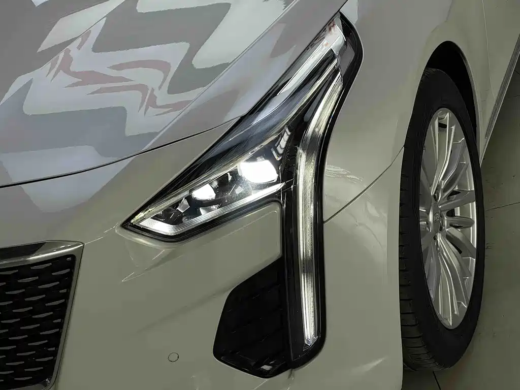 Cadillac CT6 28 T Elite