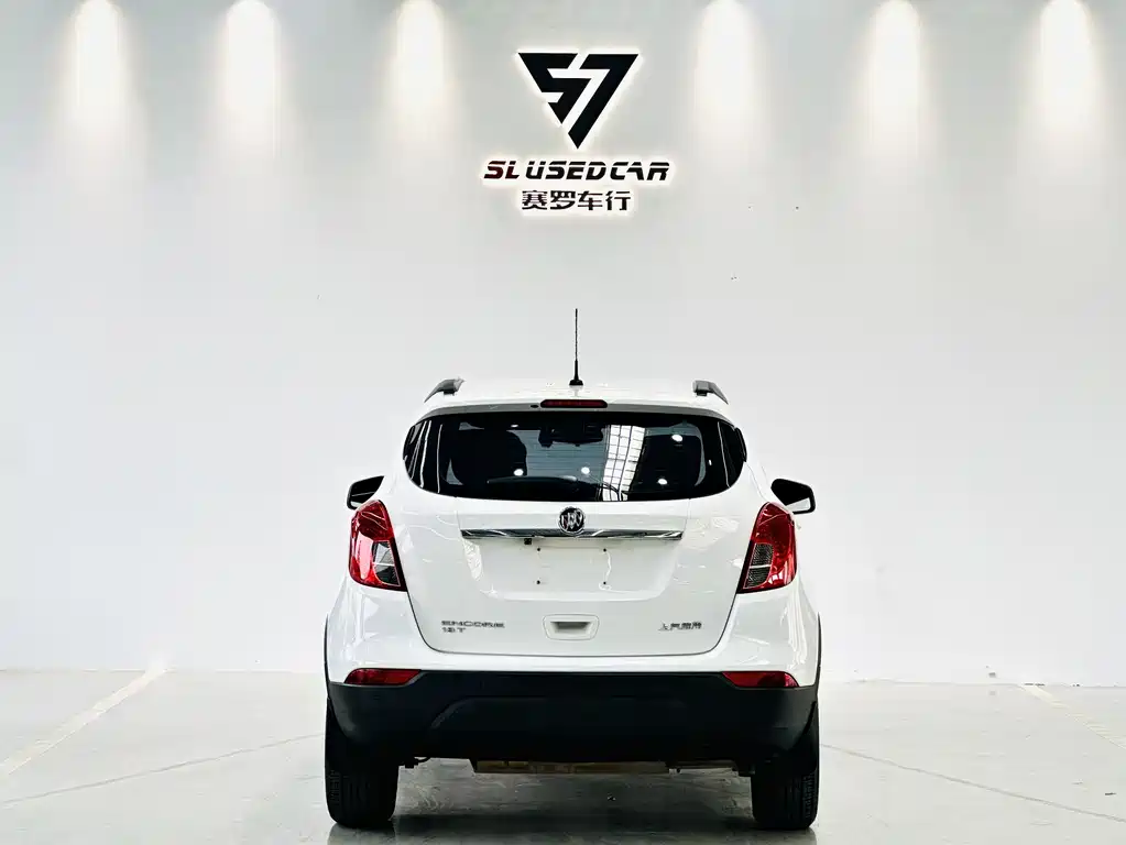 Encore 18 T Auto 2 WD Urban Leading