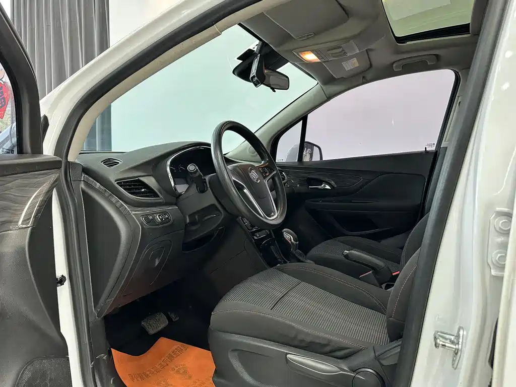 Encore 18 T Auto 2 WD Urban Leading