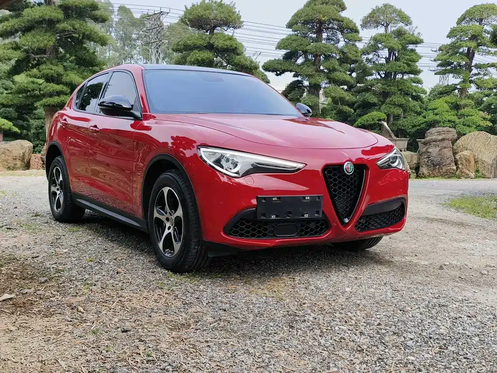 Stelvio 2.0 T 200 HP Elite