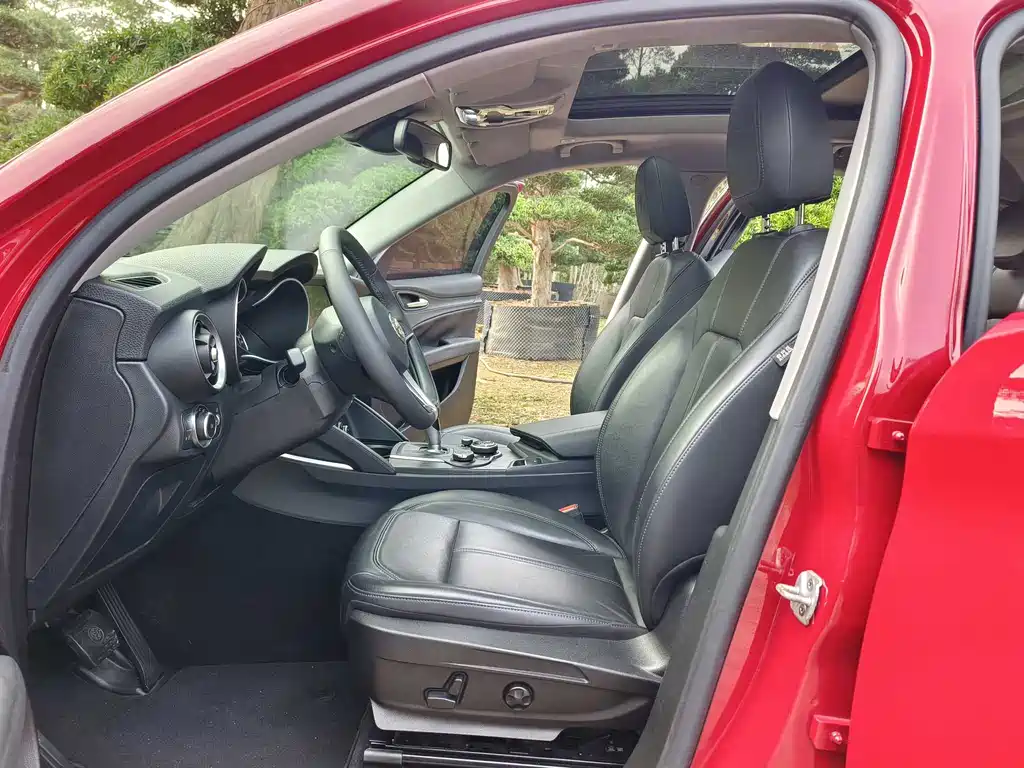 Stelvio 2.0 T 200 HP Elite