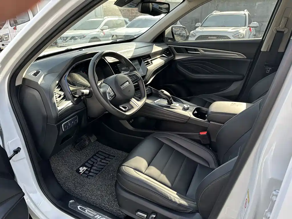 Haval F7 2.0 T 2 WD i