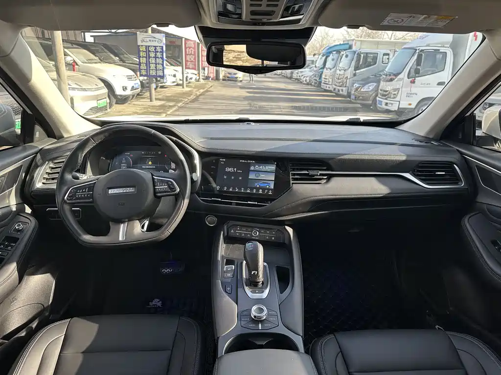 Haval F7 2.0 T 2 WD i