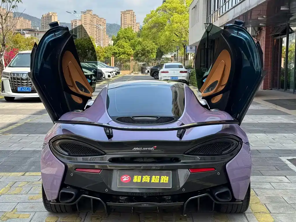 McLaren 570 570 GT 3.8 T Coupe