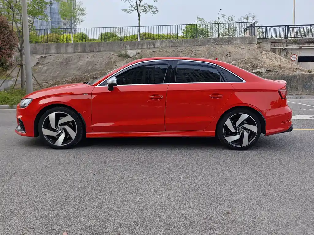 Audi S3 S3 2.0 T Limousine