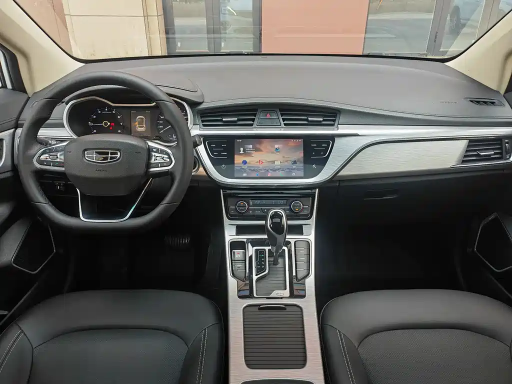 Emgrand GS 1.4 T CVT Elegant