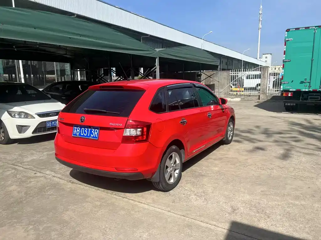 Rapid Spaceback 昕动 2014款 1.6 L 自动悦享版