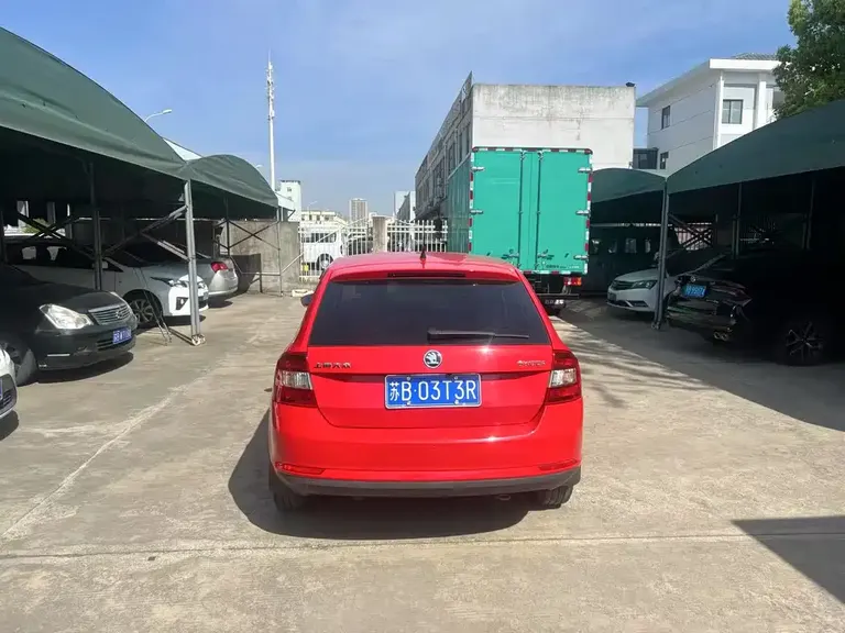 Skoda Rapid Spaceback 昕动 2014款 1.6 L 自动悦享版