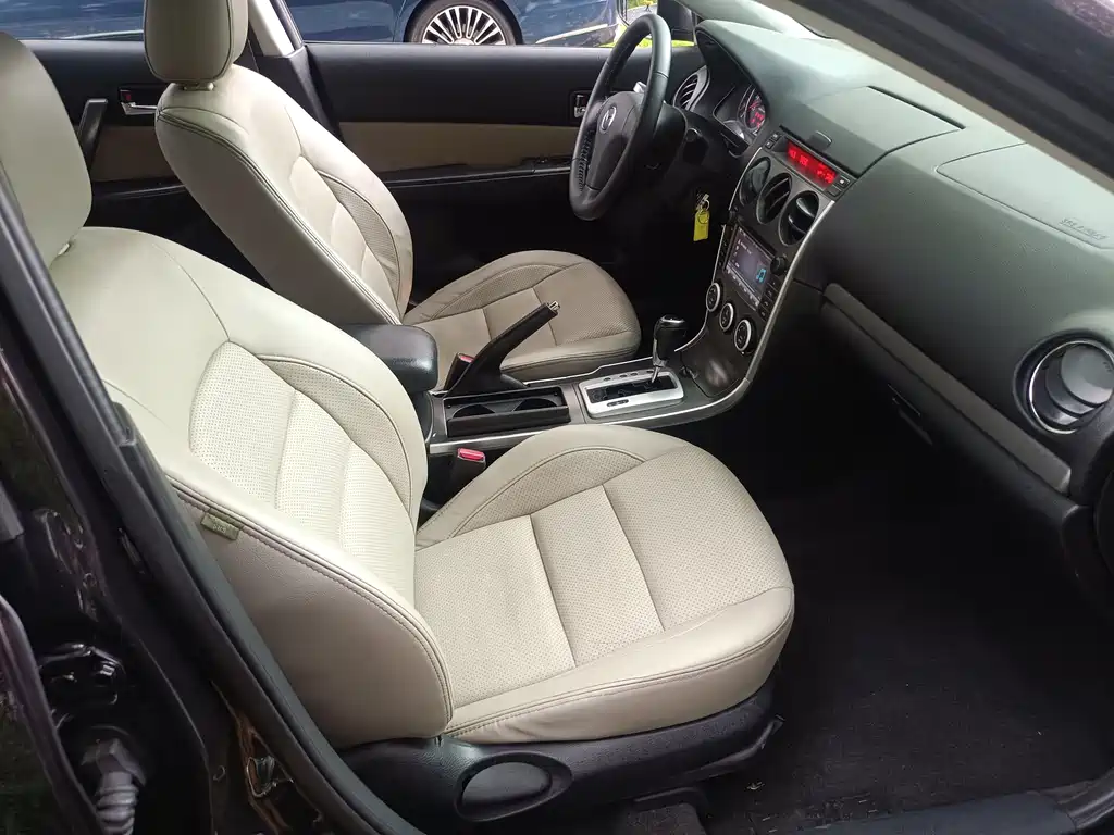 Mazda 6 2.0 L Auto Super Luxury