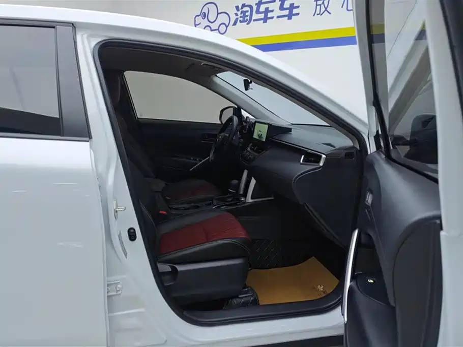 Corolla Cross 2.0 L Pioneer
