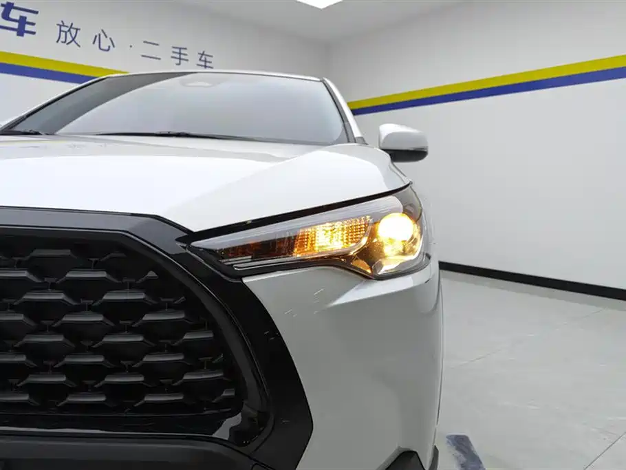 Corolla Cross 2.0 L Pioneer