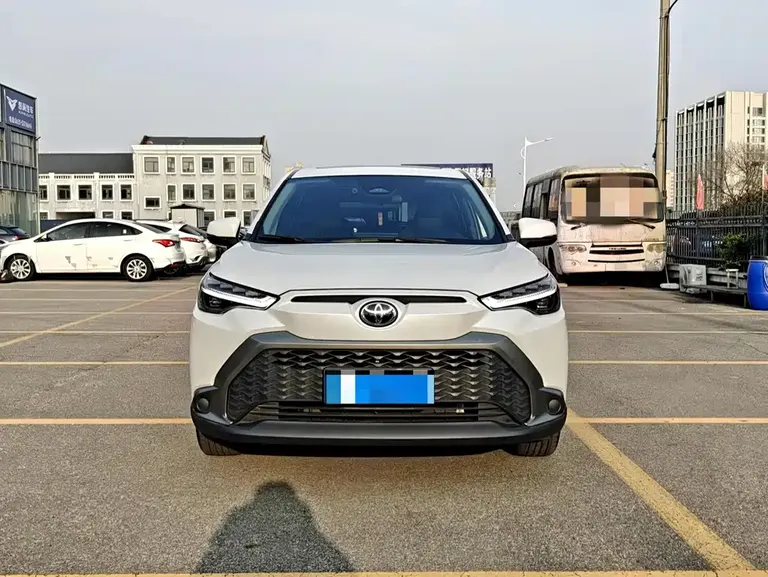 Toyota Frontlander 2.0 L CVT Luxury