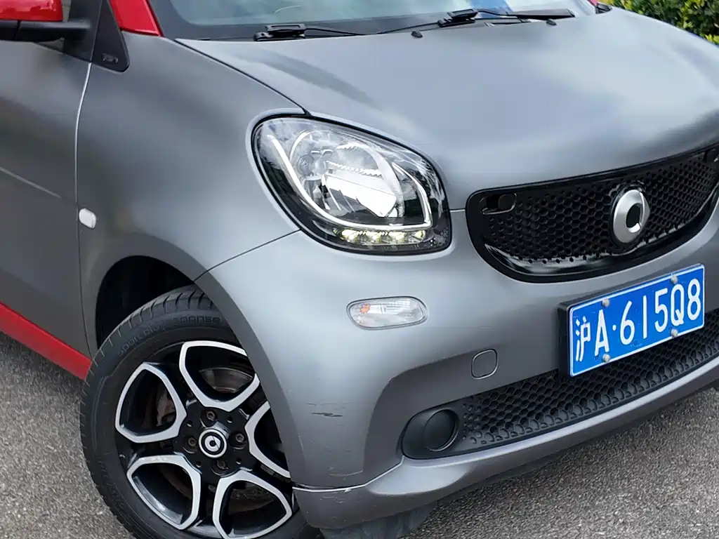 smart fortwo 0.9 T 66 kW Hardtop Pioneer