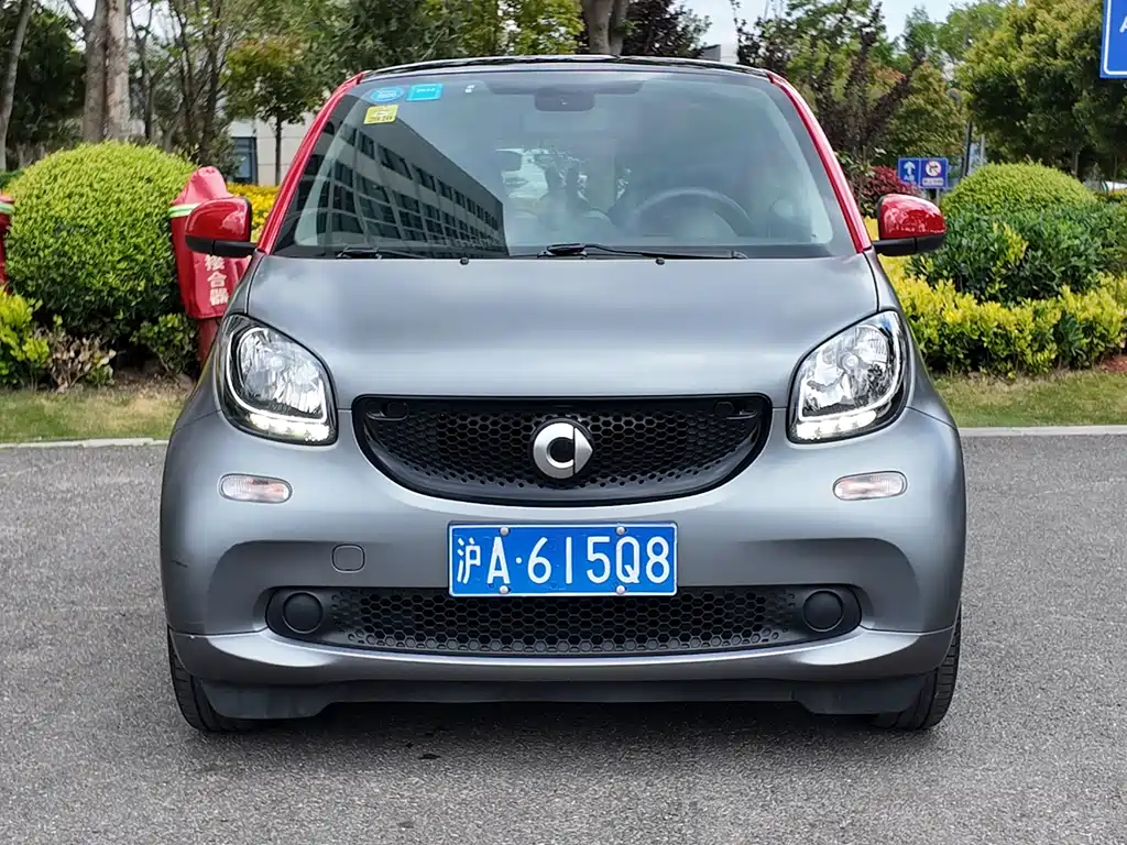smart fortwo 0.9 T 66 kW Hardtop Pioneer