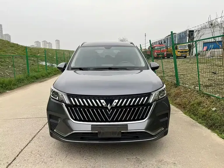 Wuling Jiachen 1.5 T Manual Comfort Enjoyment Active