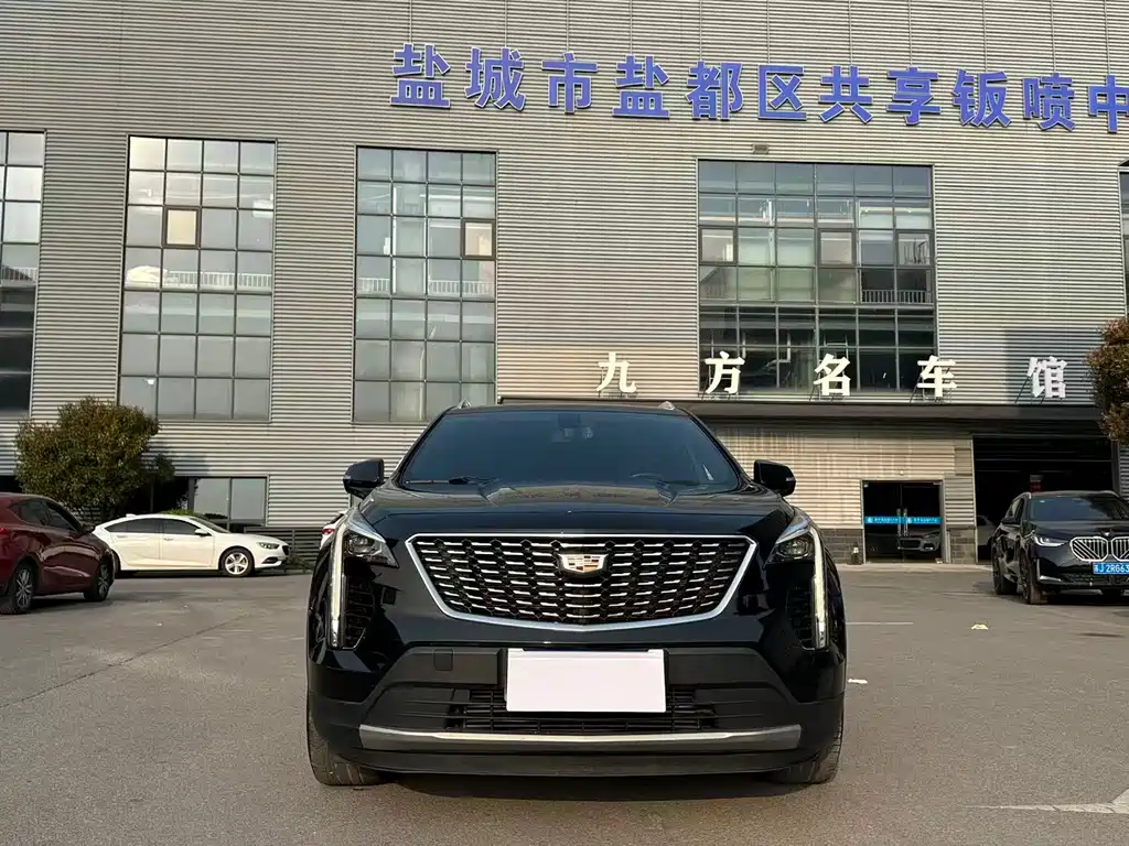 Cadillac XT4 Facelift 28 T 2 WD Tech