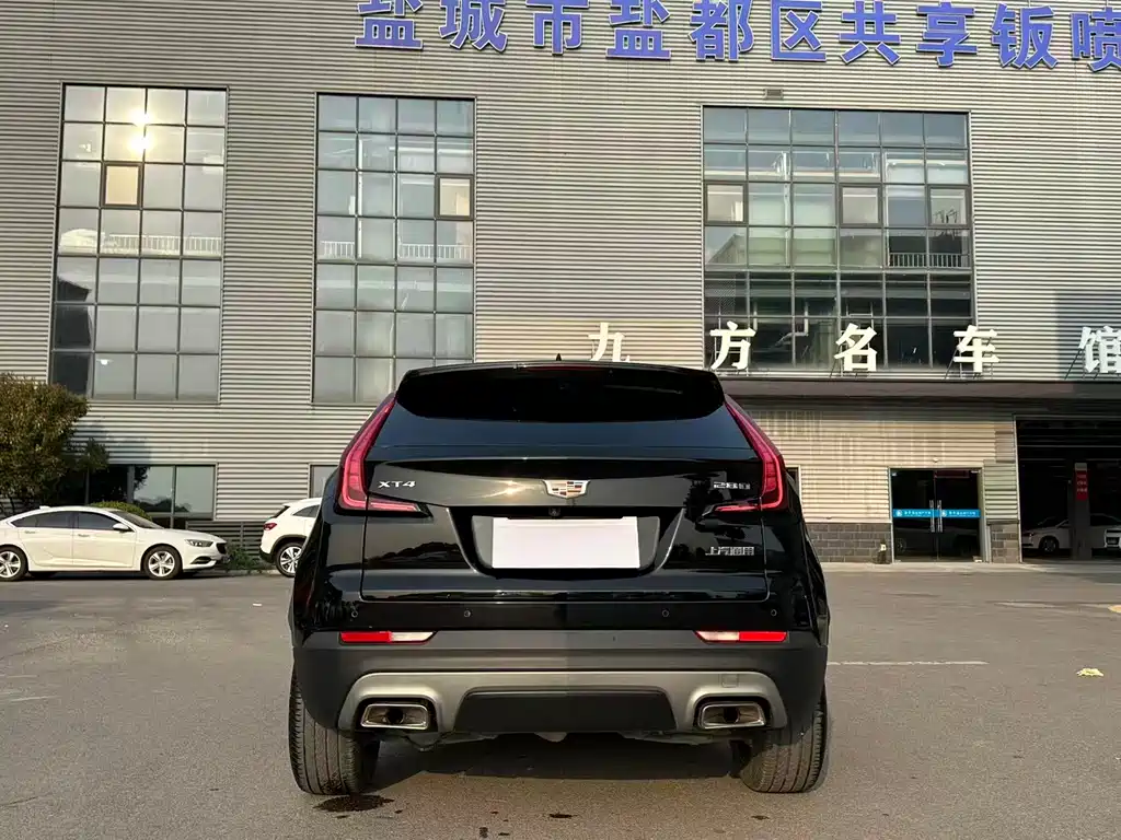 Cadillac XT4 Facelift 28 T 2 WD Tech