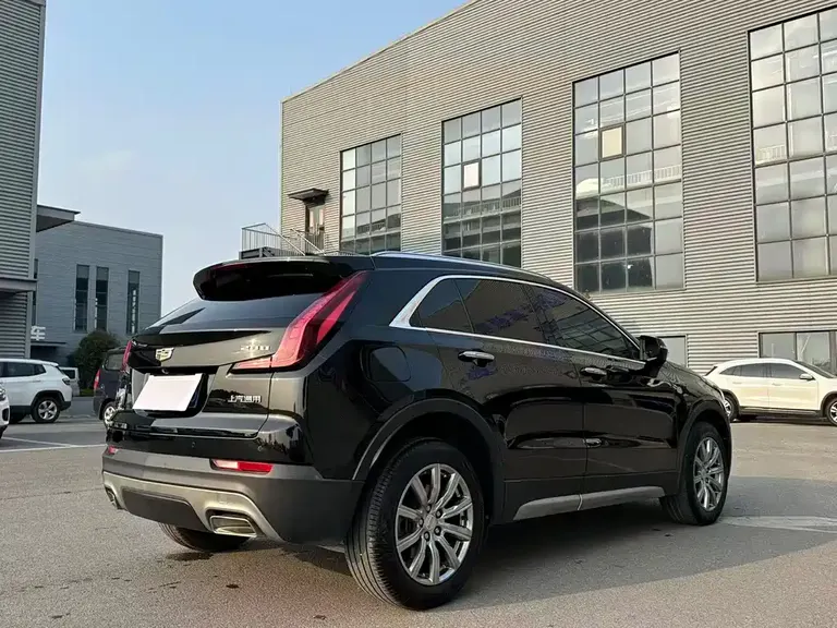 Cadillac XT4 Facelift 28 T 2 WD Tech