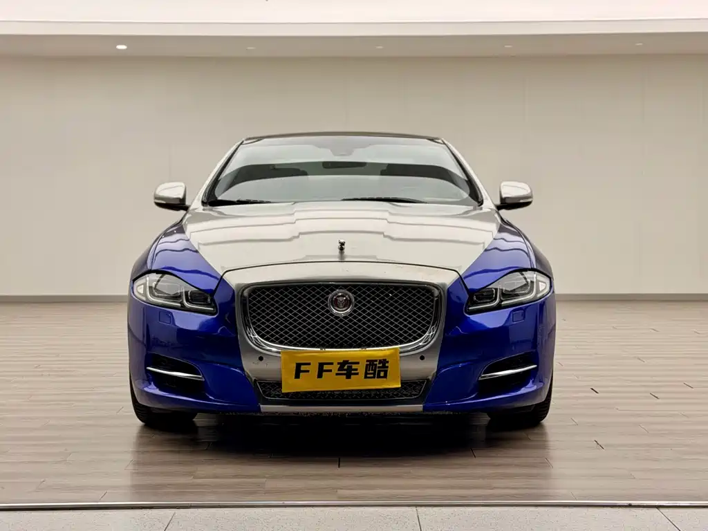 Jaguar XJ XJL 3.0 SC 2 WD Premium Business