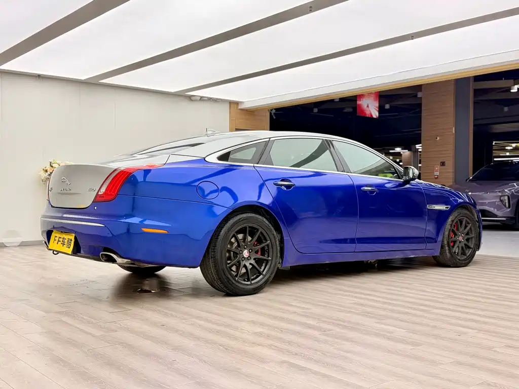 Jaguar XJ XJL 3.0 SC 2 WD Premium Business