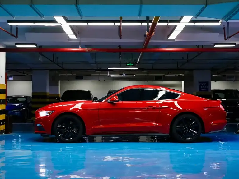Ford Mustang 2.3 T Performance