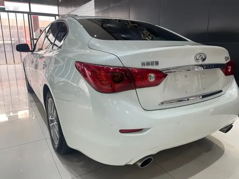 Infiniti Q50 L 2.0 T Joy