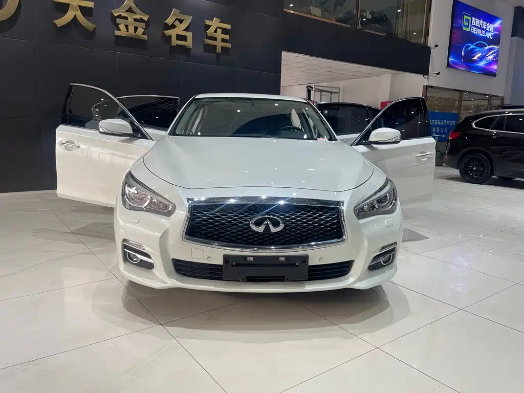 Infiniti Q50 L 2.0 T Joy