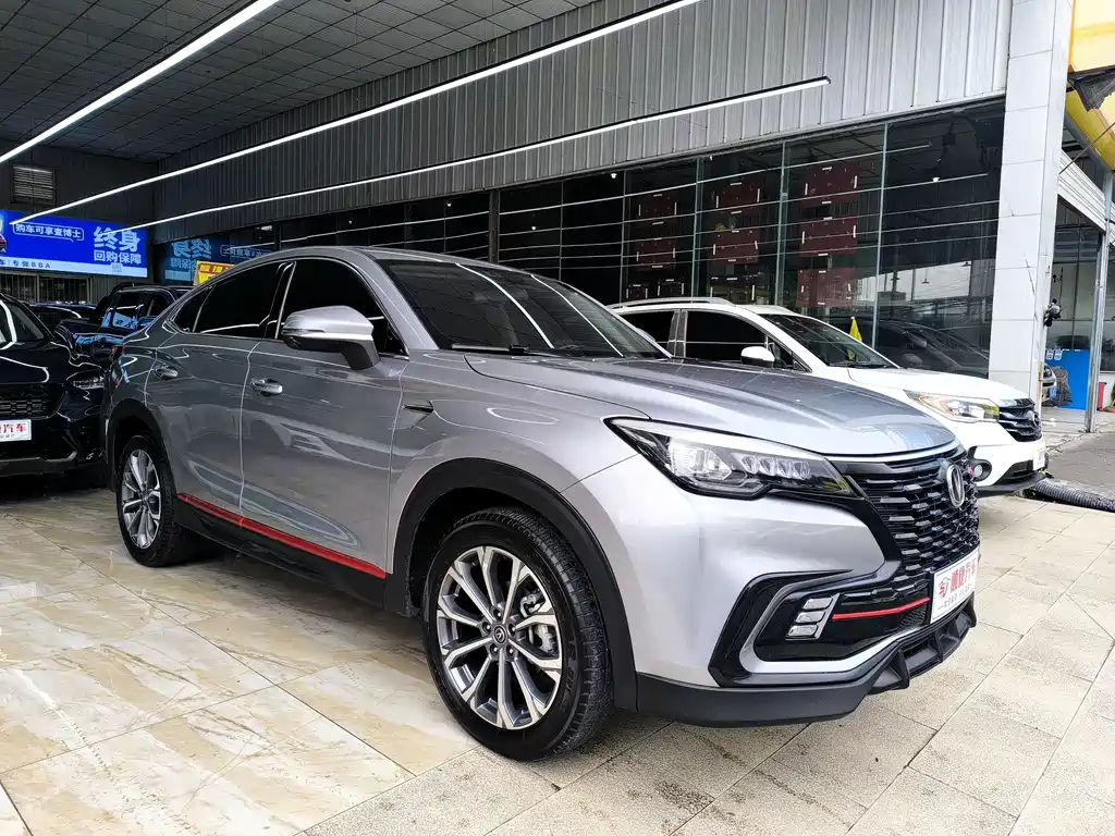 Changan CS85 Coupe 1.5 T DCT Luxury