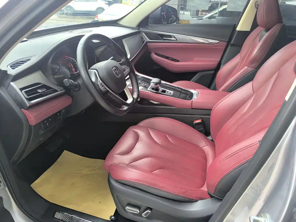 Changan CS85 Coupe 1.5 T DCT Luxury