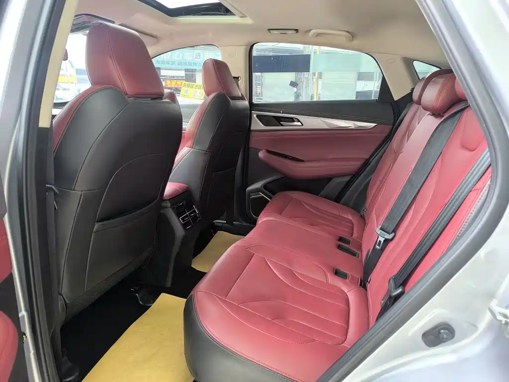 Changan CS85 Coupe 1.5 T DCT Luxury