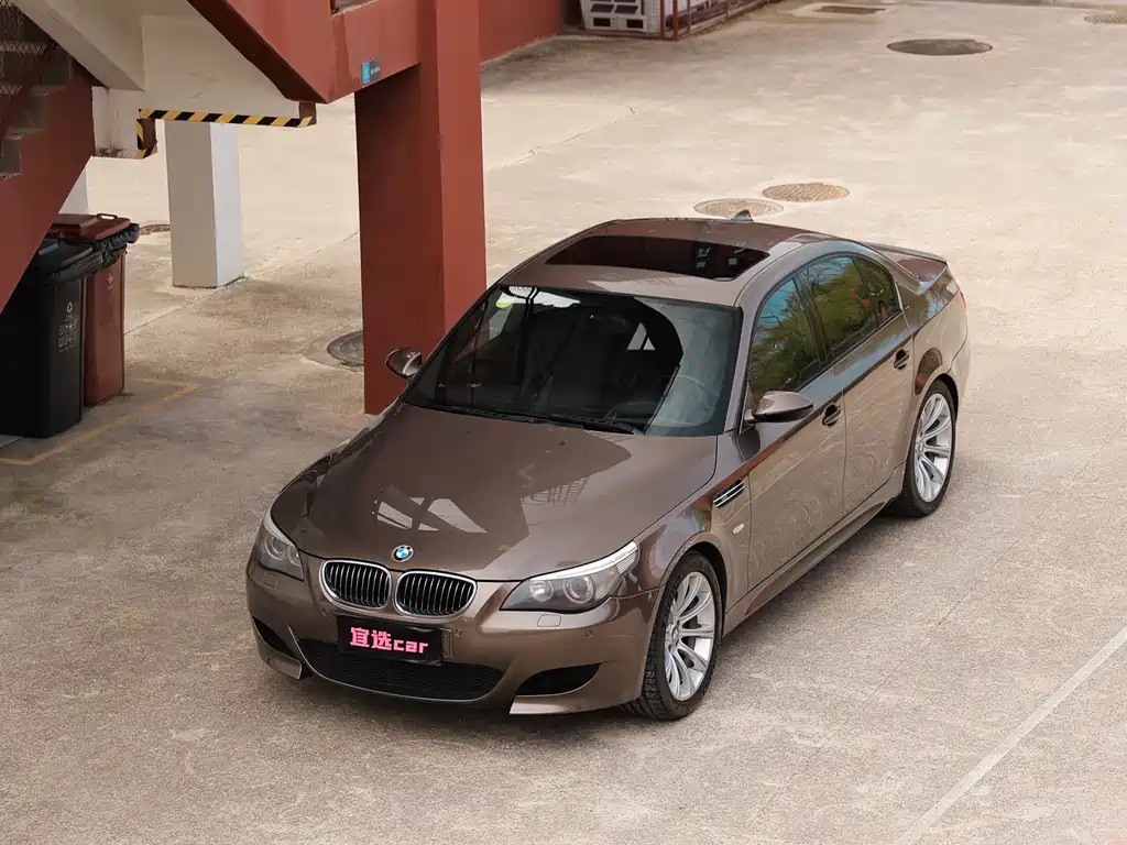 BMW M5