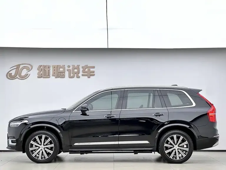 Volvo XC90 PHEV 沃尔沃XC90插电式混动 2022款 改款 E驱混动 T8 智尊豪华版 7座