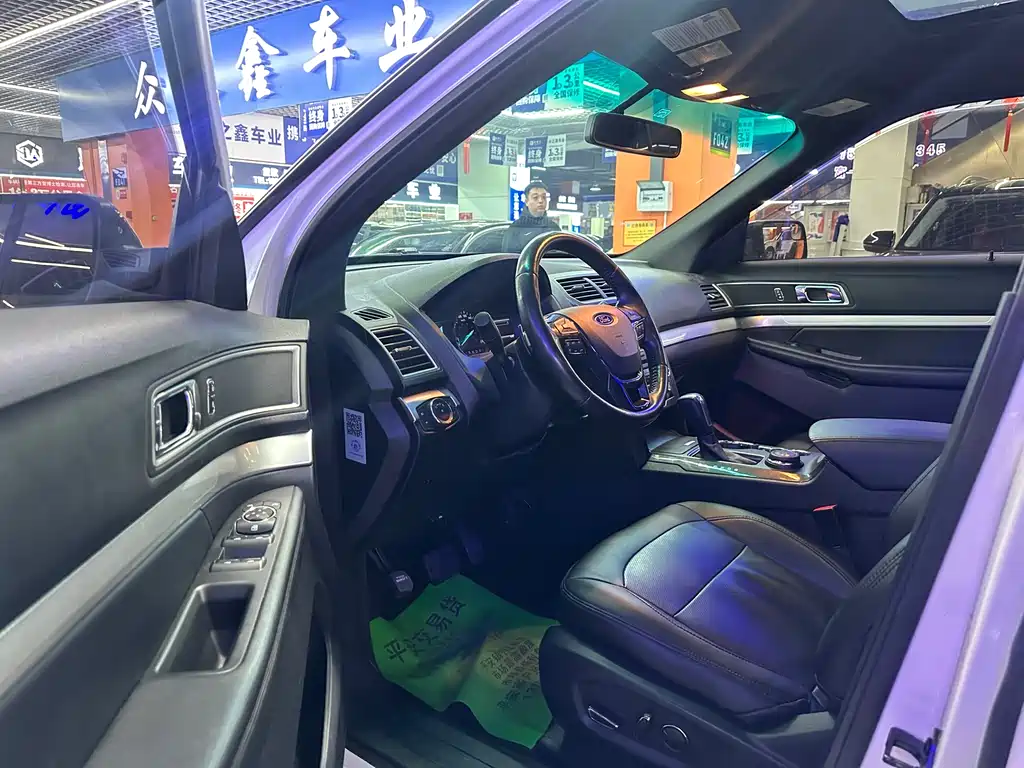 Explorer (Import) 2.3 T Style