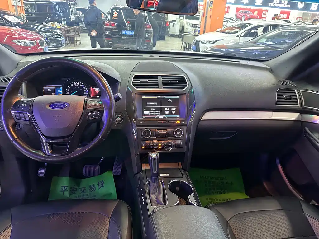 Explorer (Import) 2.3 T Style