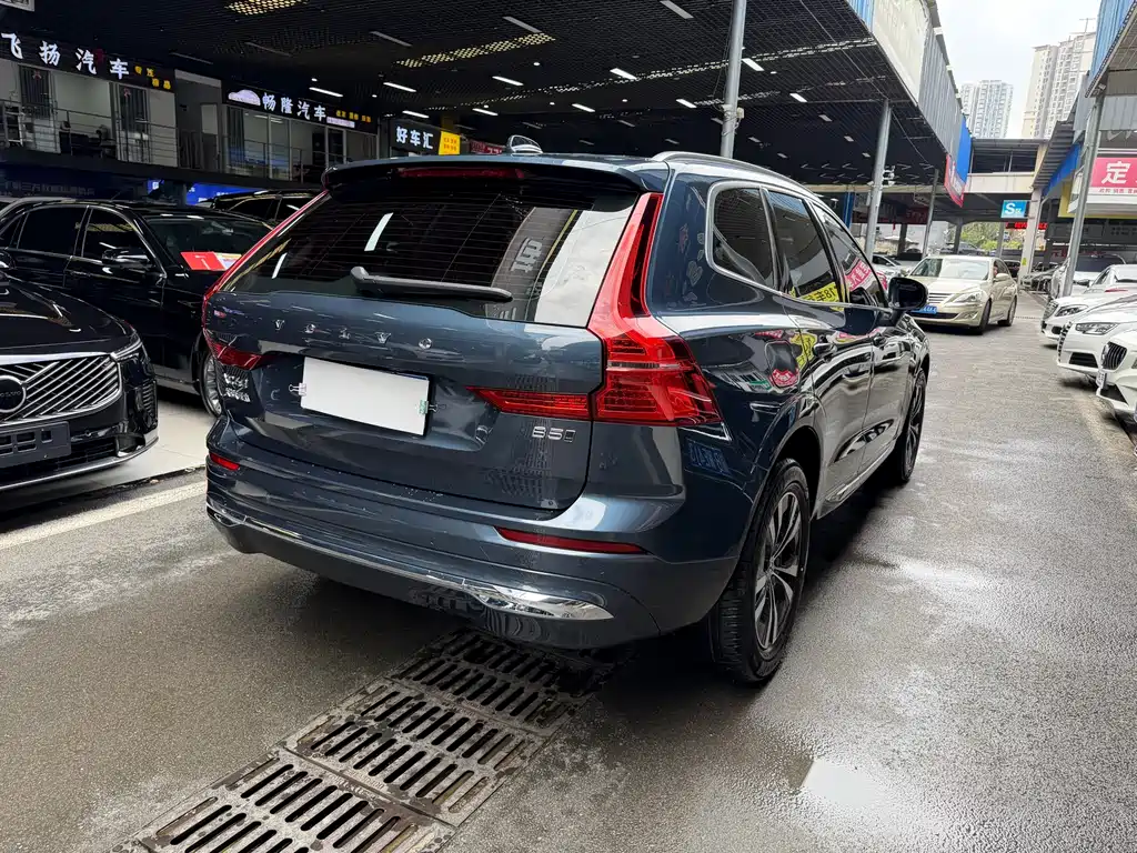 Volvo XC60 B5 4 WD Smart Ease Luxury