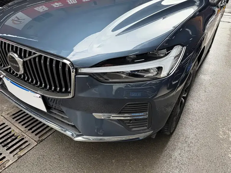 Volvo XC60 B5 4 WD Smart Ease Luxury