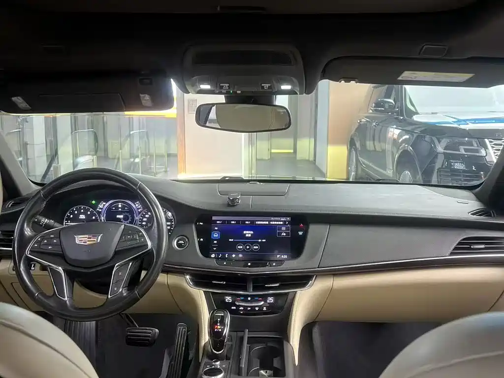Cadillac CT6 28 T Fashion