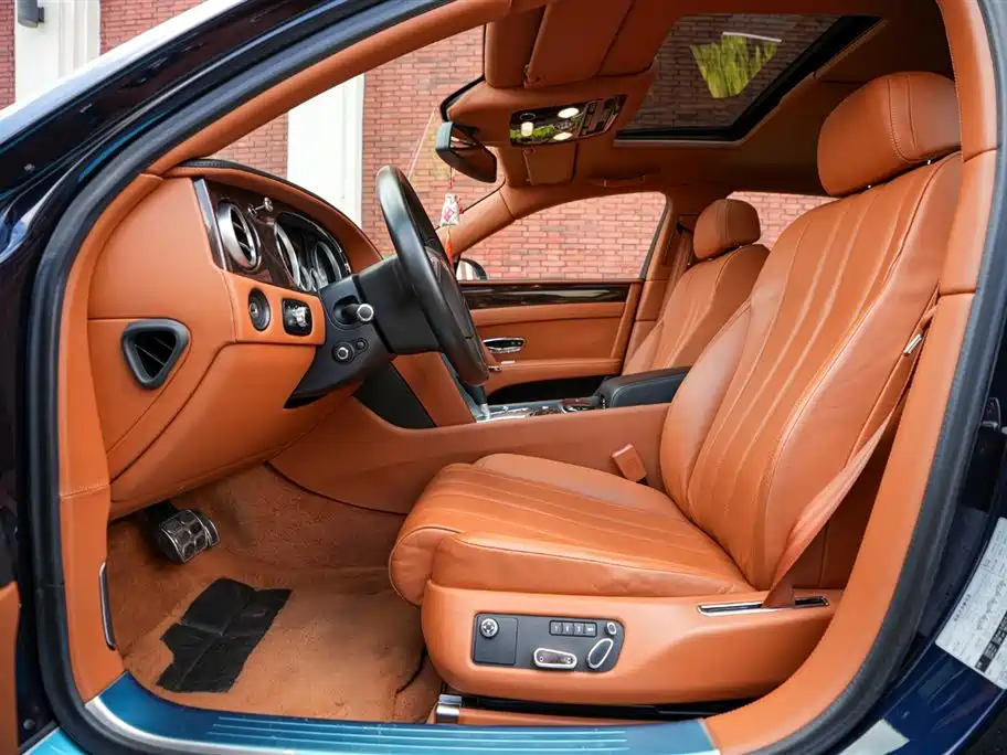 Flying Spur 4.0 T V8 Standard